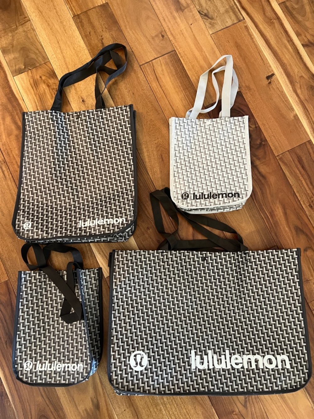 Lululemon Reusable Shopping Tote Bags - set of 4